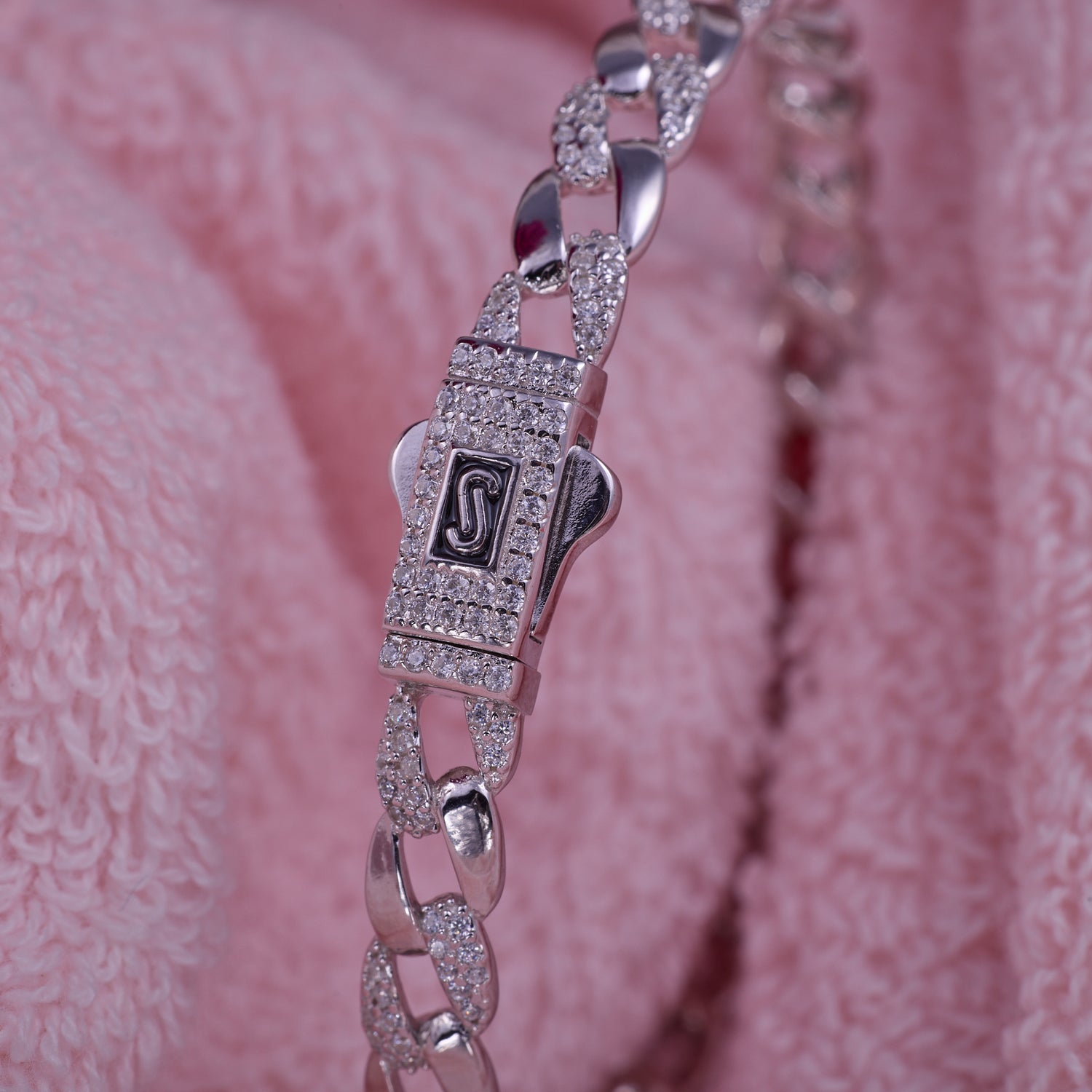 IRAFINE Silver Elegance Diamond-Cut Bangle