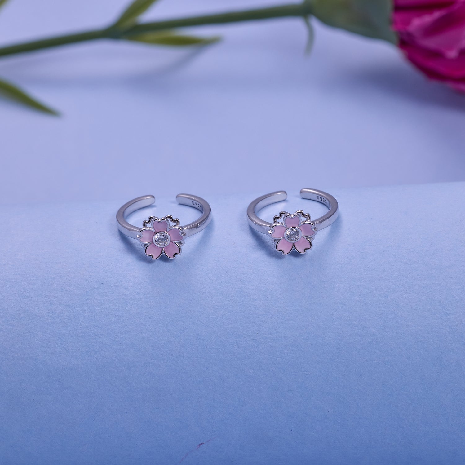 IRAFINE Silver Pink Petal Toe Rings – Blossom of Grace